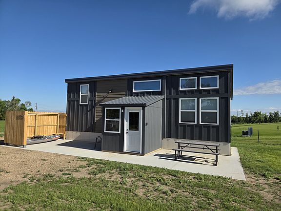 2nd image of 37592 Pelkofer Dr