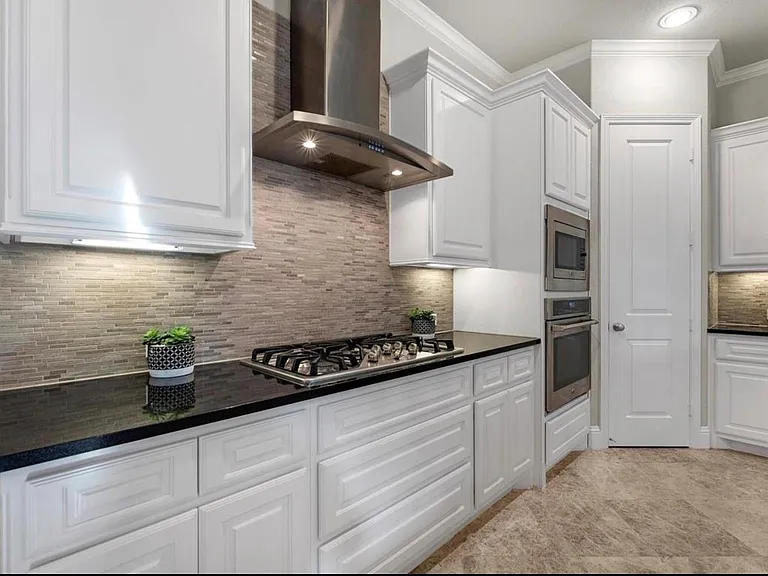 2024 Arrowood Glen Dr — Photo 12
