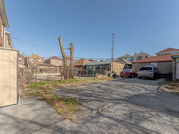3rd image of 3523 61st St