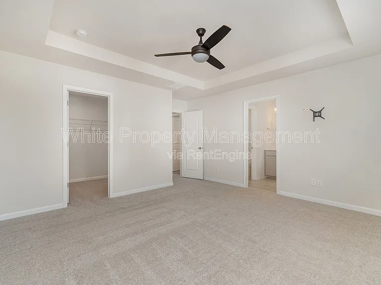 114 Marron Dr — Photo 16