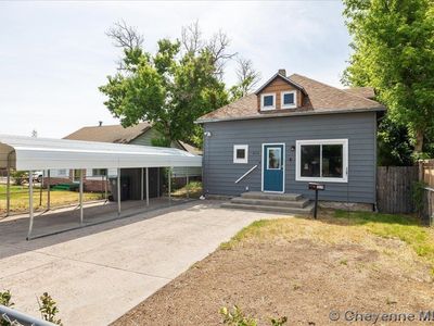 315 E 5th St, Pine Bluffs, WY, 82007