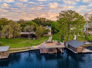 135 Perry Lane, Kingsland, TX 78639