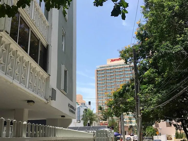 60 Caribe Cond Castillo #3B — Photo 1