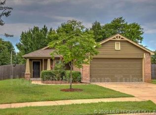 10316 S Prescott St, Jenks, OK 74037