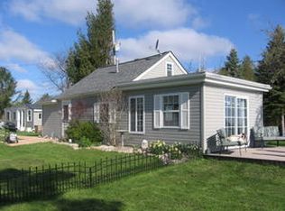 5210 Lakeshore Rd, Deckerville, MI 48427