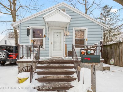 530 Leslie St, Lansing, MI, 48912