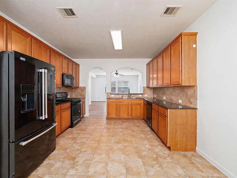 8914 Parlin Ridge Dr — Photo 11