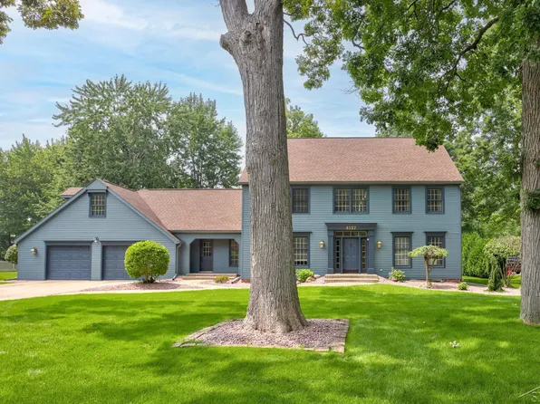 4157 Maple Woods Dr W, Saginaw, MI 48603