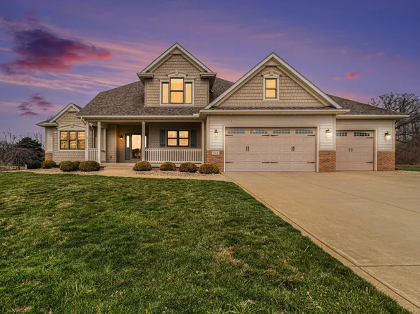 365 Newton Ln, Valparaiso, IN 46383