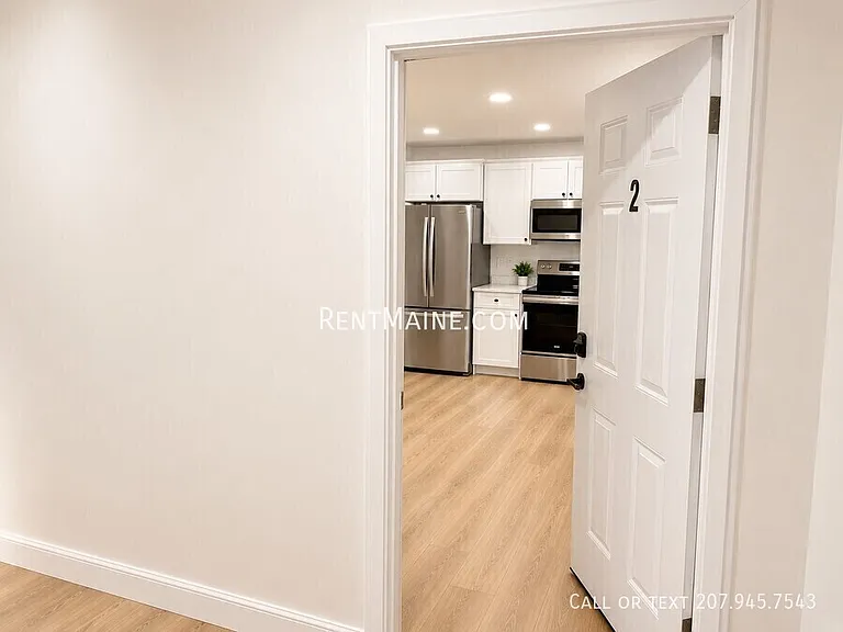 11 Center Street Ave #2 — Photo 15