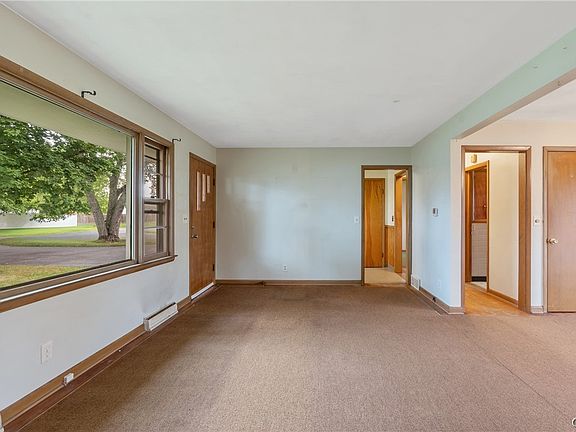 5th image of 6020 Gillette Rd