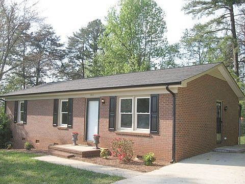 2nd image of 1211 Springdale Park Dr
