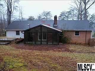 2nd image of 415 Town N Country Dr