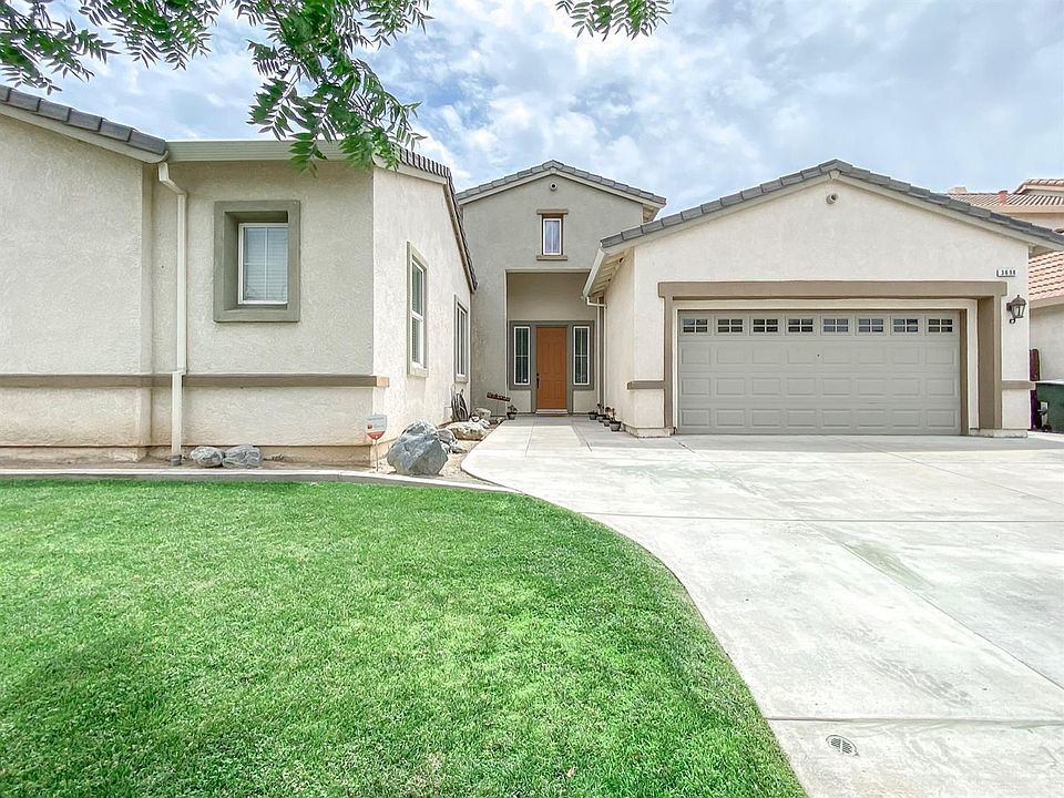 1st image of 3696 Southern Oak Dr