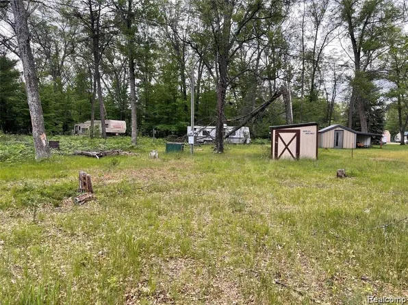 2284 John St, Prescott, MI 48756