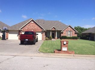 11624 Copper Trails Ln, Oklahoma City, OK 73170