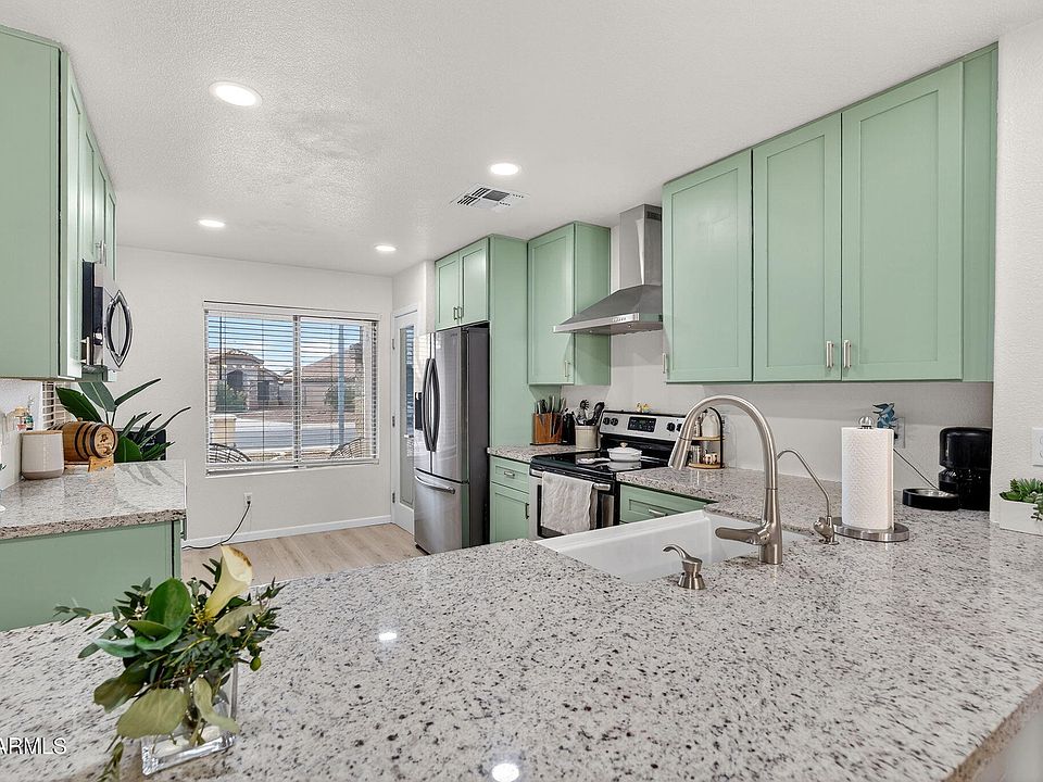 1st image of 10830 W LOUISE Drive