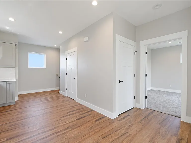 6136 Mississippi Ave — Photo 11