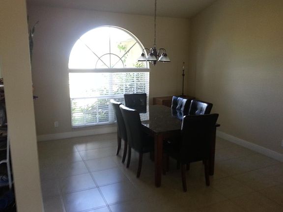 4th image of 4202 NW 35th St