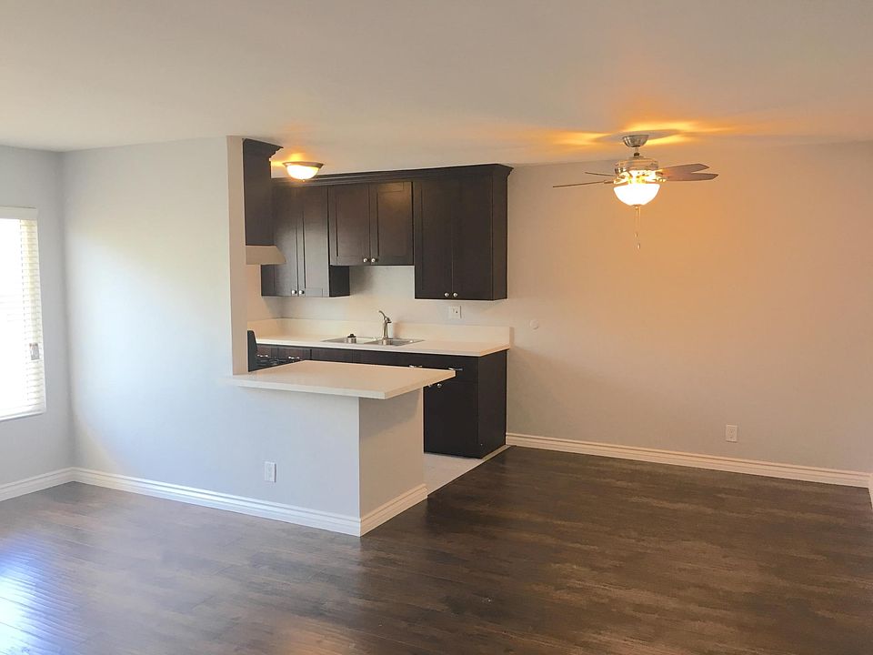 1st image of 5743 Lexington Ave APT 2