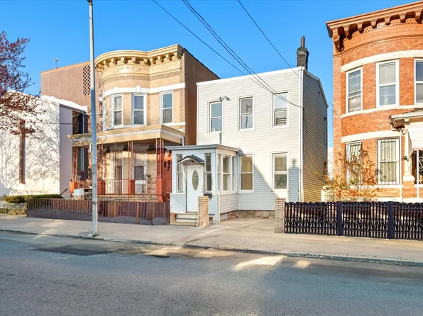 117 Highland Place, Brooklyn, NY 11208