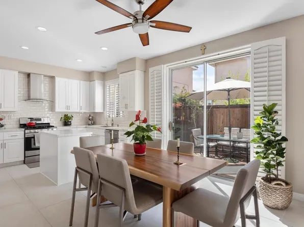 355 Venetia Way, Oceanside, CA 92057