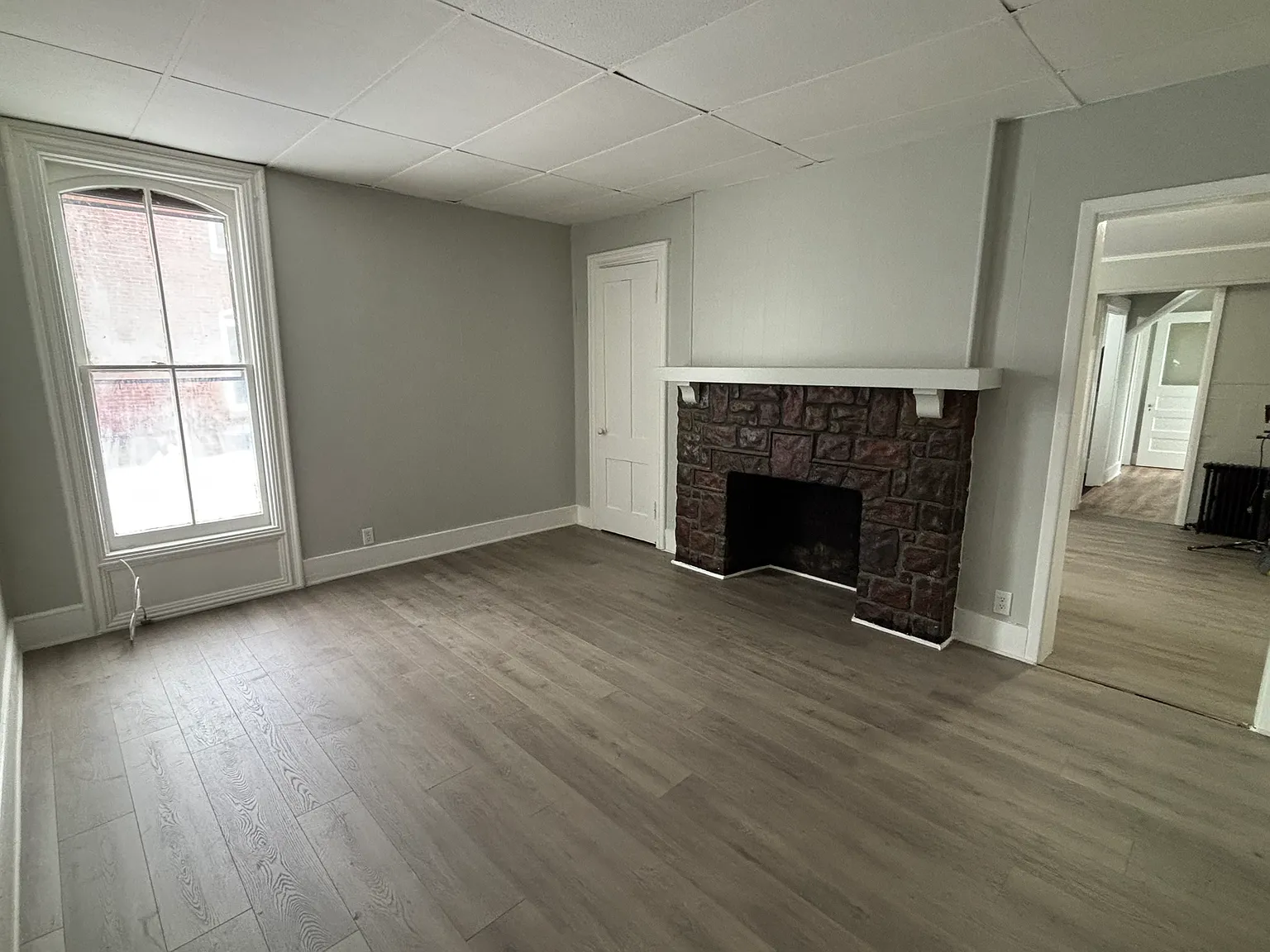 1 bed, 800 sqft, $875 — Photo 2