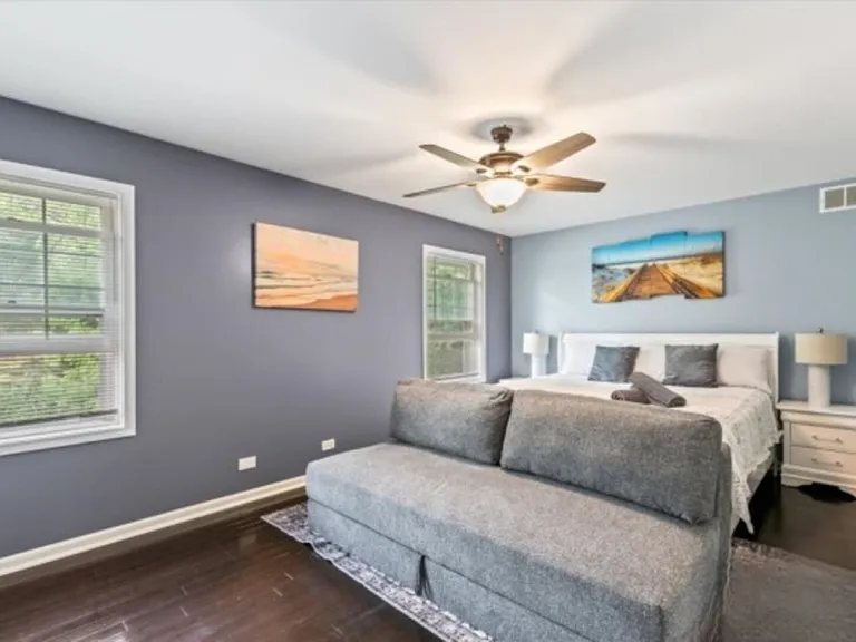 N Lakeview Dr — Photo 2