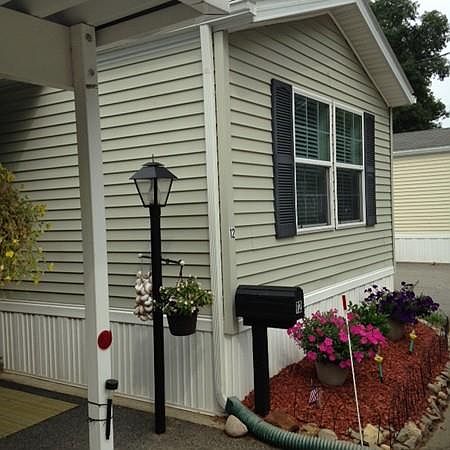 1st image of 12 Stella Dr