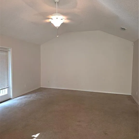 11890 Ives Ln — Photo 2