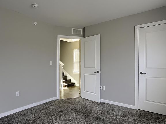 3rd image of 238 C St #11585567