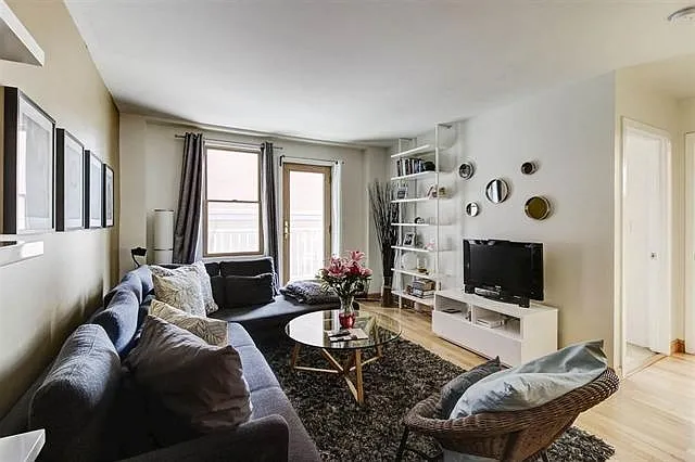 242 Barrow St #1D — Photo 3