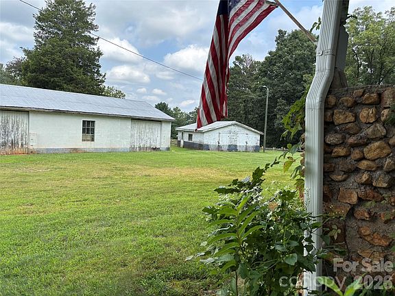 5th image of 6144 Hudlow Rd