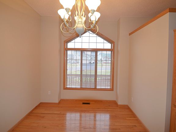 5th image of 5560 144th Ave NW