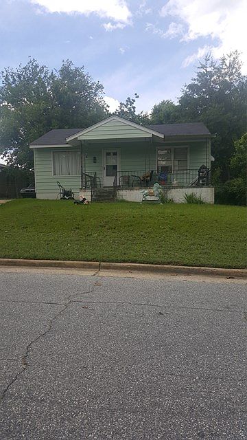 2nd image of 1051 Vineville St