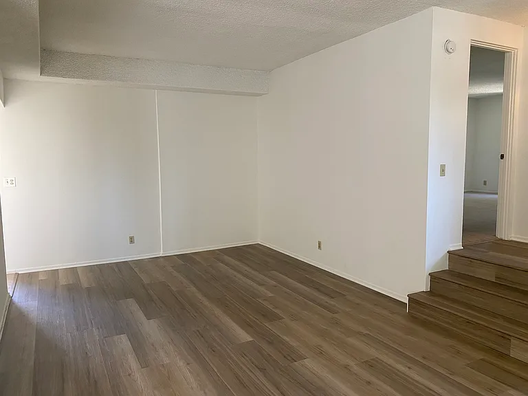 11425 Rochester Ave #2 — Photo 12