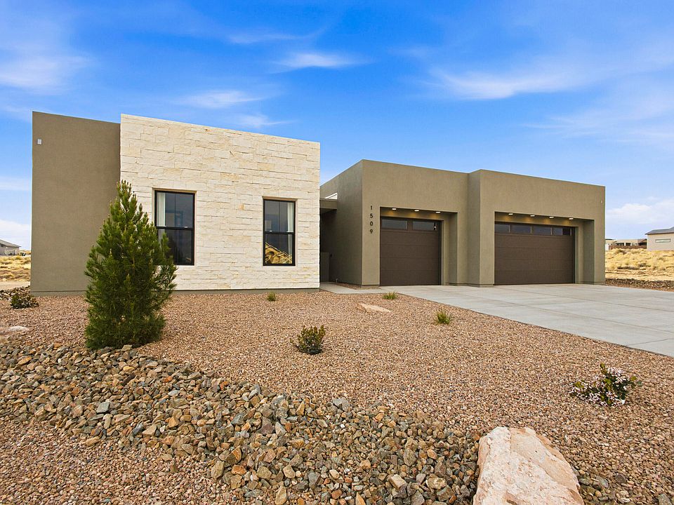 1st image of 1509 Aztec Moon Ct SE
