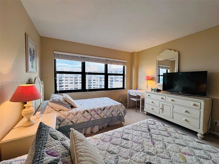 5000 N Ocean Blvd #1405 — Photo 38