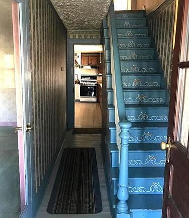 4th image of 610 Erie St