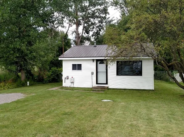 4995 Wolf Lake Rd, Grass Lake, MI 49240