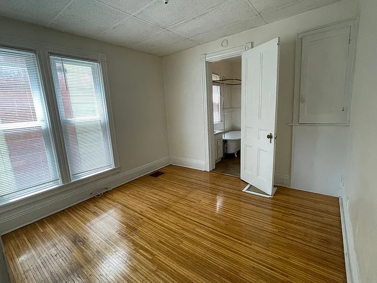 385 Meigs Street — Photo 8