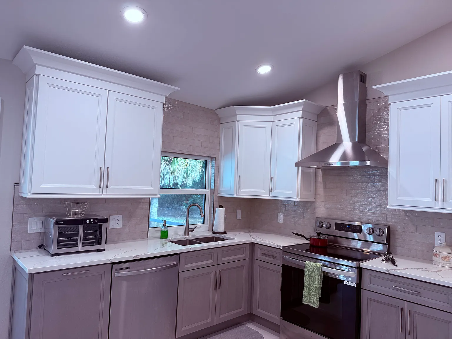 4 bed, 1807 sqft, $6,200 — Photo 3