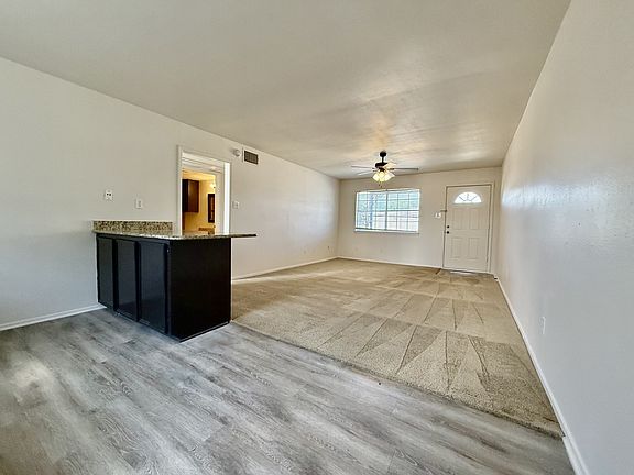 3rd image of 1036-1040 McKinley St #D
