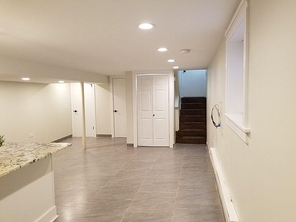 4th image of 4728 Washington St #G