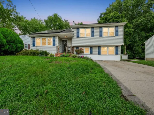 129 Clover St, Mount Holly, NJ 08060