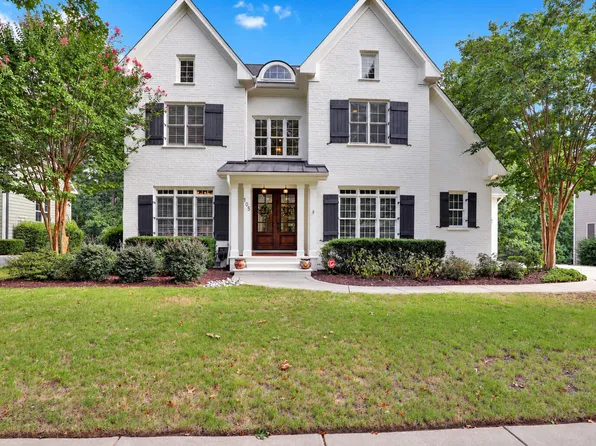 105 Wassaw Ct, Holly Springs, NC 27540
