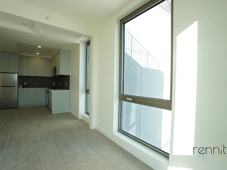 33 Little Nassau St #907 — Photo 10