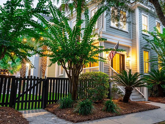5th image of 557 Galera Ln