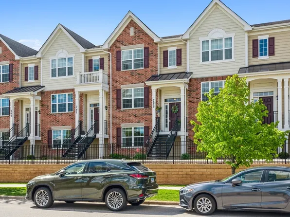 767 Hickory St, Mundelein, IL 60060