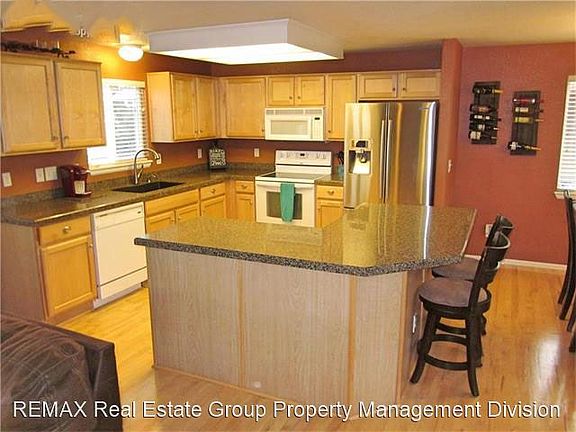 4th image of 2053 Dewhirst Dr